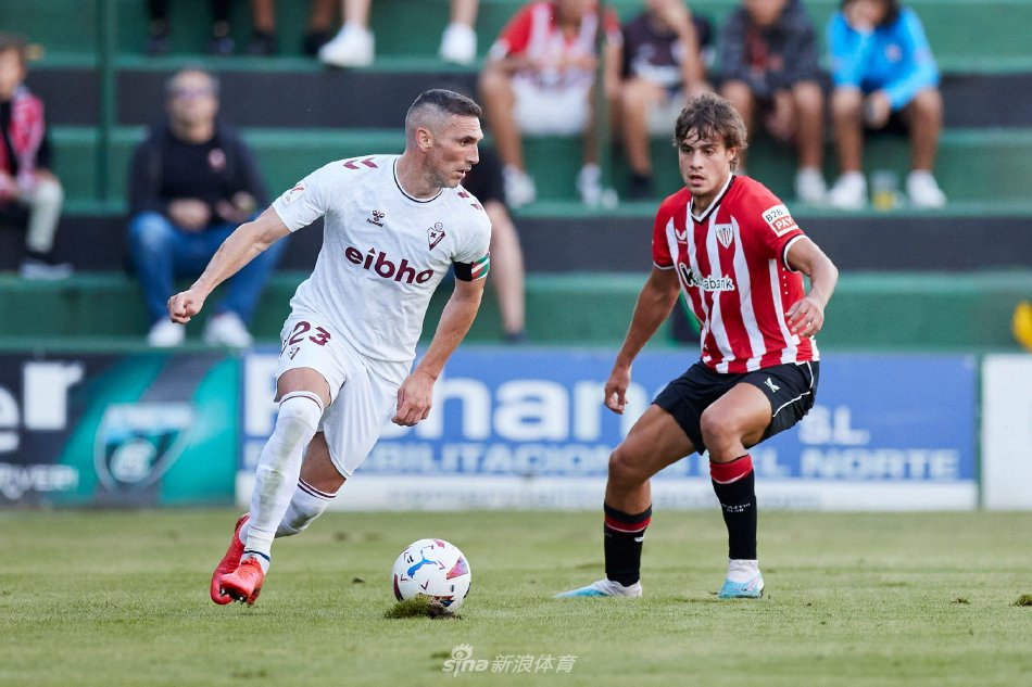 尤其是在皇 尤其是在皇