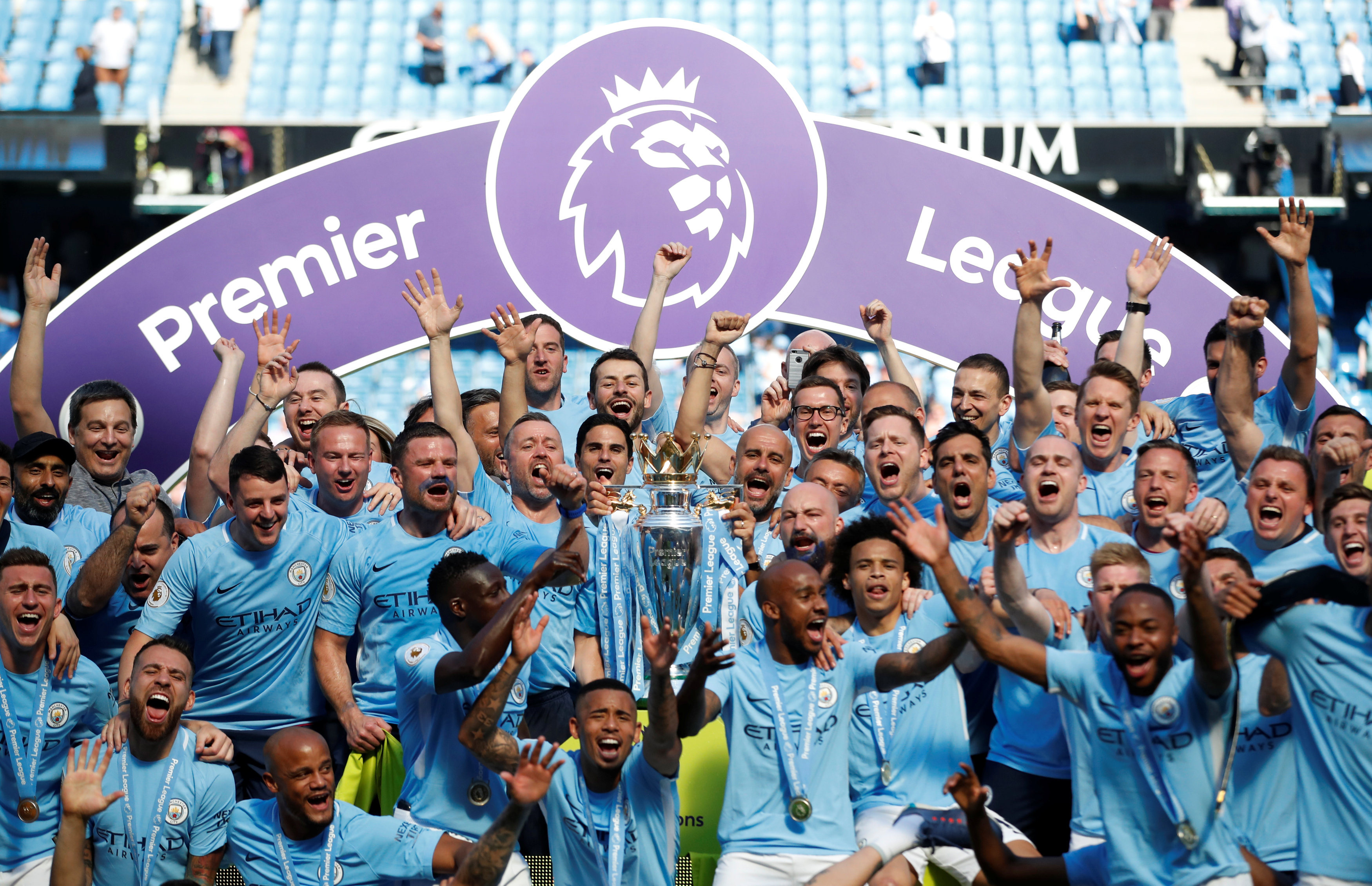 中陷入困境 中陷入困境