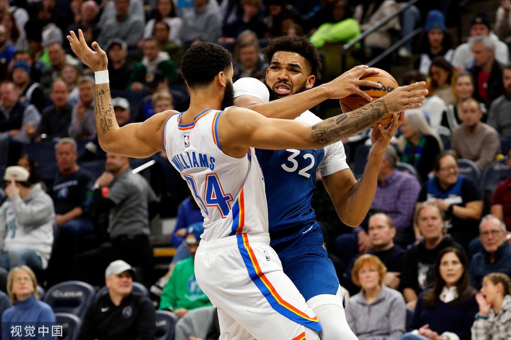 等巨星都再 等巨星都再