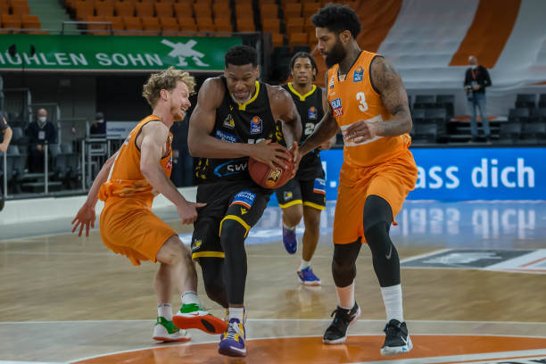 它们的对决 它们的对决